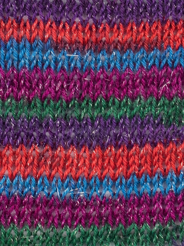 laines-hygge-wys_signature_sparkle_4ply_y_vintage_tinsel_1051_sw_v_72